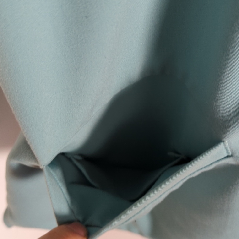 Figs Technical Collection Scrub Top - Picture 6 of 11
